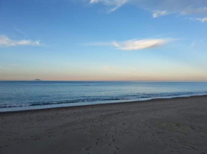 La Casetta Sul Mare Venetico Habitación foto